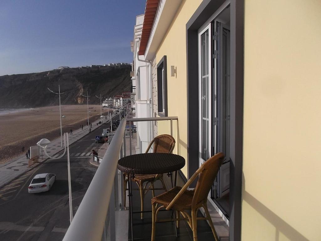 Hotel Na Crista Da Onda Nazaré Habitación foto